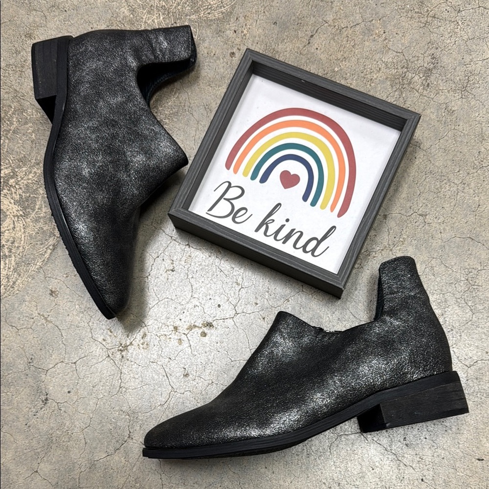 Antelope Black Ankle Booties Distressed Leather